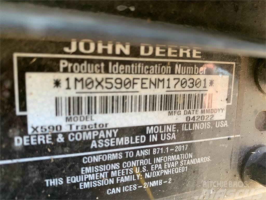 John Deere X590 Kompakt traktorok