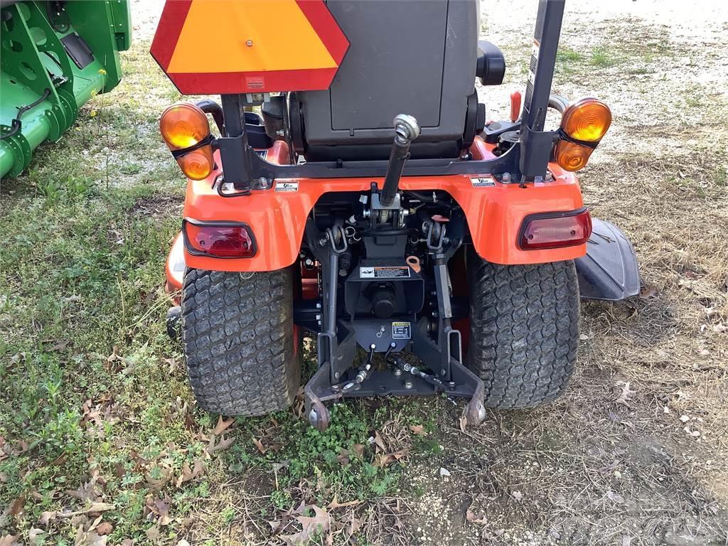 Kubota BX2370 Kompakt traktorok