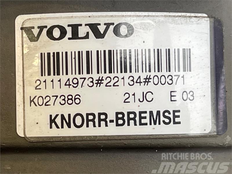 Volvo  FOOT BRAKE MODULE 21114973 Hűtők