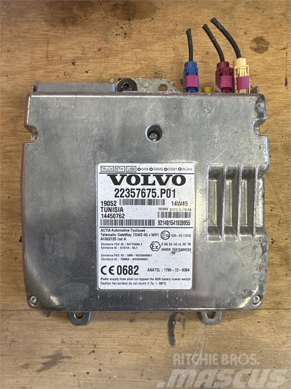 Volvo VOLVO CONTROL ECU 22357675 Elektronika