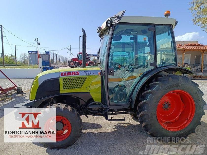 CLAAS NECTIS 227VE Traktorok