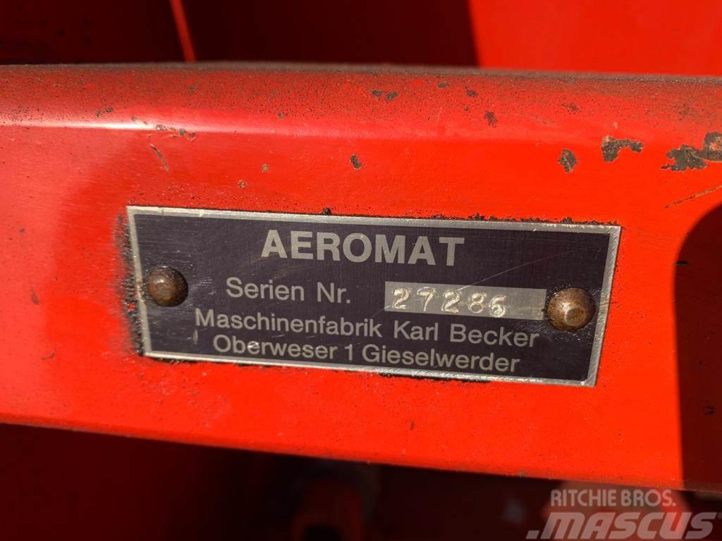 Becker Aeromat 6 rij Maiszaaimachine Egyéb talajművelő gépek és berendezések