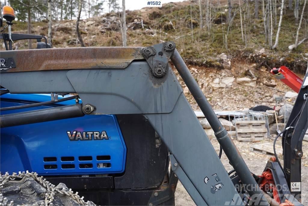 Valtra 6850 Traktorok