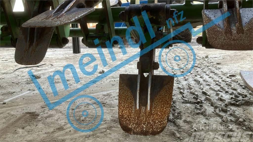 Celli NZ 300 Spatenpflug Egyéb talajművelő gépek és berendezések
