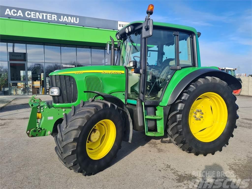 John Deere 6220 Premium Traktorok