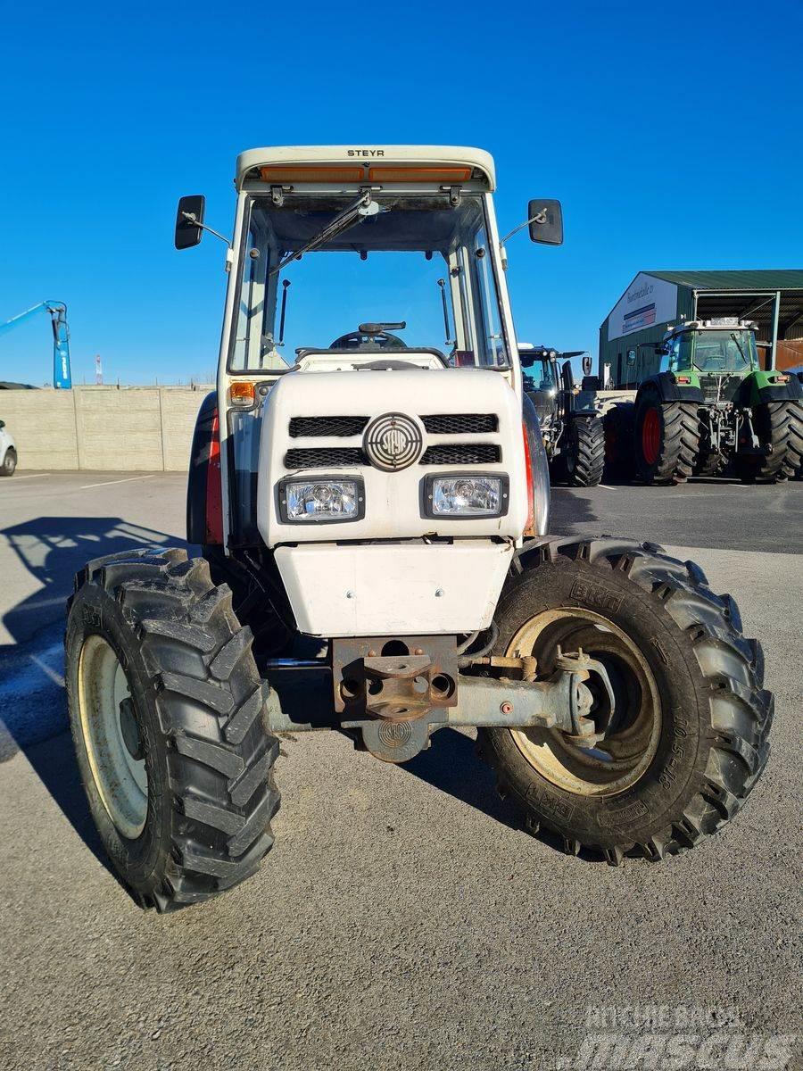 Steyr 8075 A Traktorok