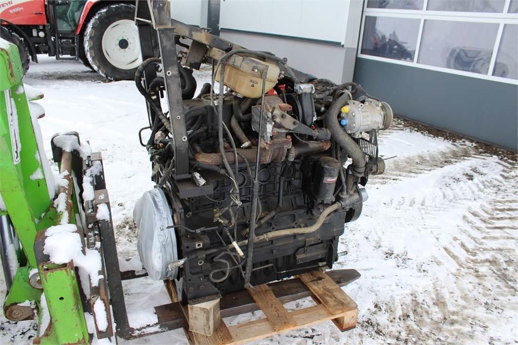 Steyr CVT 6225 Motor Egyéb traktor tartozékok