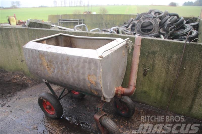  - - -  Rustfri vandvogn Egyéb állattenyésztés gépei és tartozékok