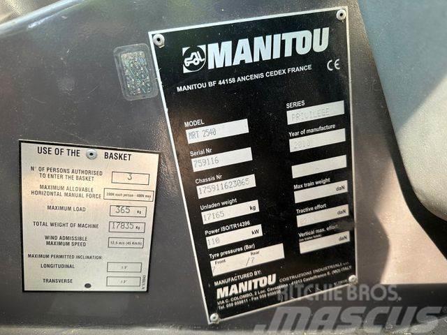 Manitou MRT 2540 P manipulator vin 065 Gumikerekes homlokrakodók