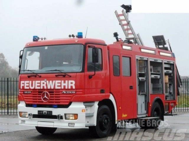 Mercedes-Benz ACTROS 1835 Feuerwehr 2080 L Fire Unit !! Egyéb