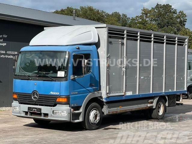 Mercedes-Benz Atego 1228 4x2 Blatt-/Luft 1.Stock Stehmann Állatszállító teherautók
