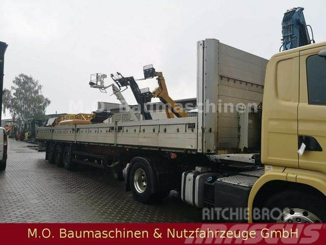 Schmitz Cargobull S 01 / 3 Achser / Luftgefedert / Mélybölcsős félpótkocsik