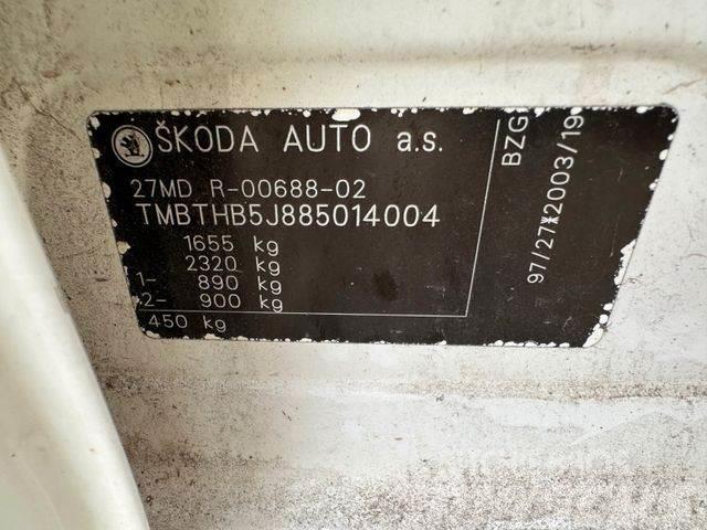 Skoda Praktik 1,2 benzin, manual vin 004 Kis teherszállító/Platós kocsi