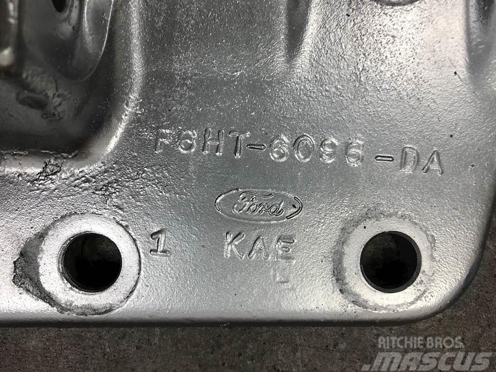 Ford F6HT-6096-DA Motorok