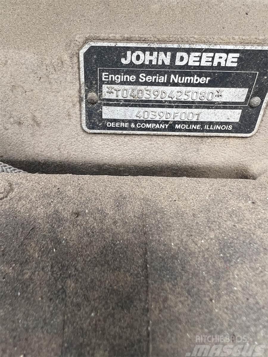 John Deere 4039D Motorok