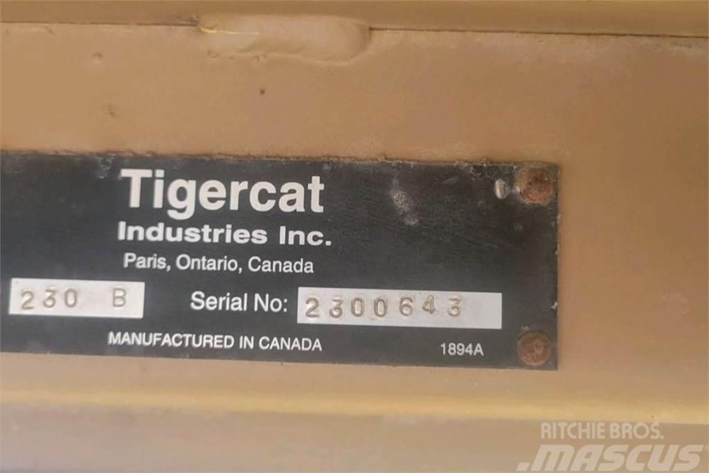 Tigercat 230B Átrakógépek
