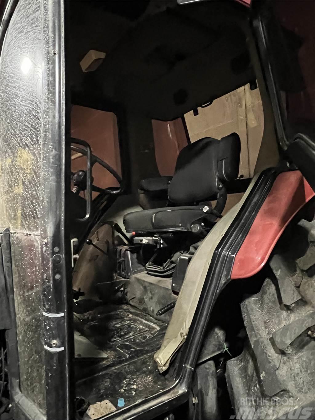 Case IH 585 Traktorok