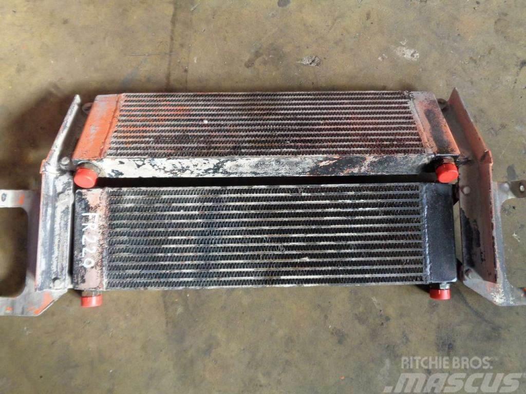 Fiat-Hitachi Oil radiator Motorok