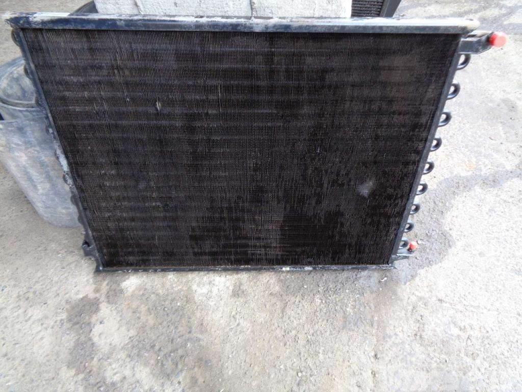 New Holland Air conditioning radiator Vezetőfülke és belső tartozékok