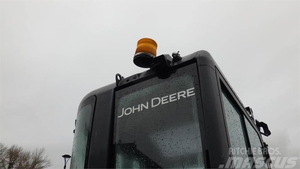 John Deere 27D Lánctalpas kotrók