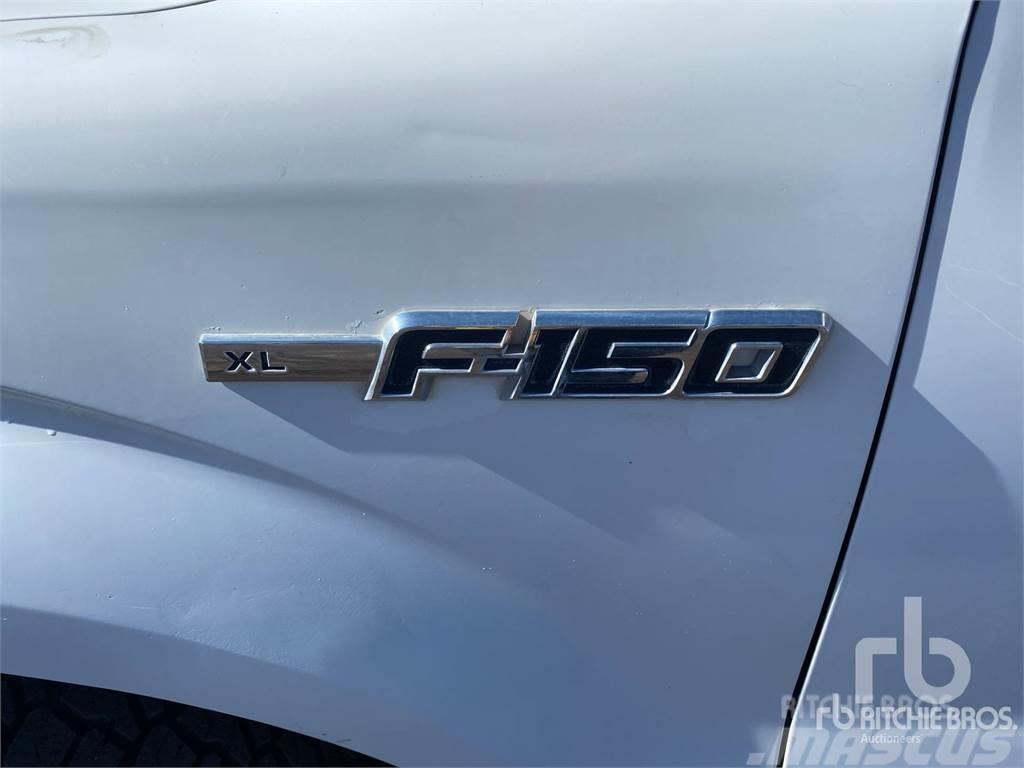Ford F-150 Kis teherszállító/Platós kocsi