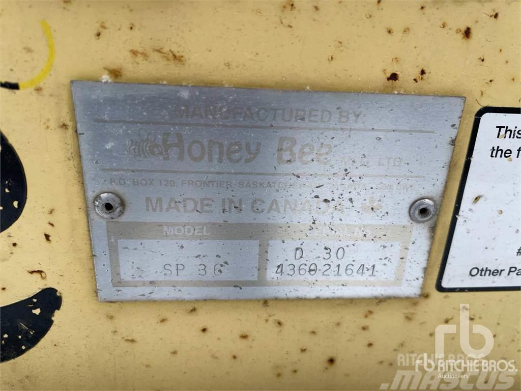 Honey Bee SP36 Kombájn adapterek