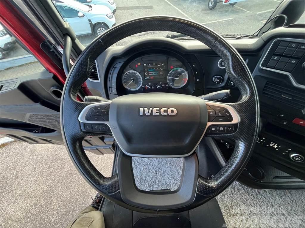 Iveco X-WAY 570 Platós / Ponyvás teherautók