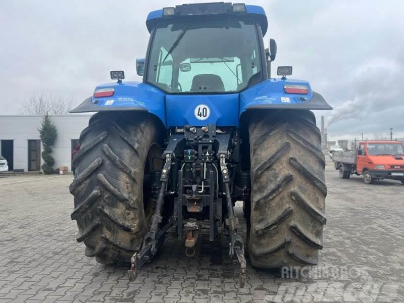 New Holland T 8020 Traktorok