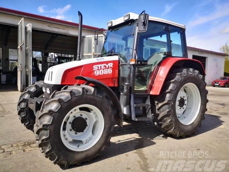 Steyr 9086 Traktorok