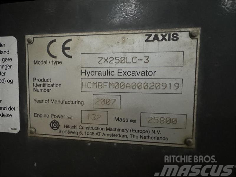Hitachi Zaxis 250LC-3 Lánctalpas kotrók