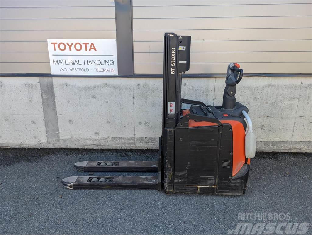 Toyota SPE120L Elektromos gyalogkíséretű targoncák