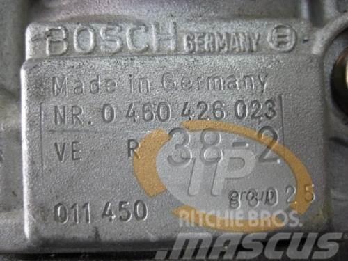 Bosch 0460426023 Bosch Einspritzpumpe Pumpentyp: VER38-2 Motorok