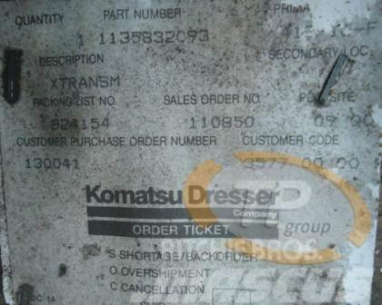 Komatsu 1135832C93 Getriebe Transmission Dresser IHC 570 Egyéb alkatrészek