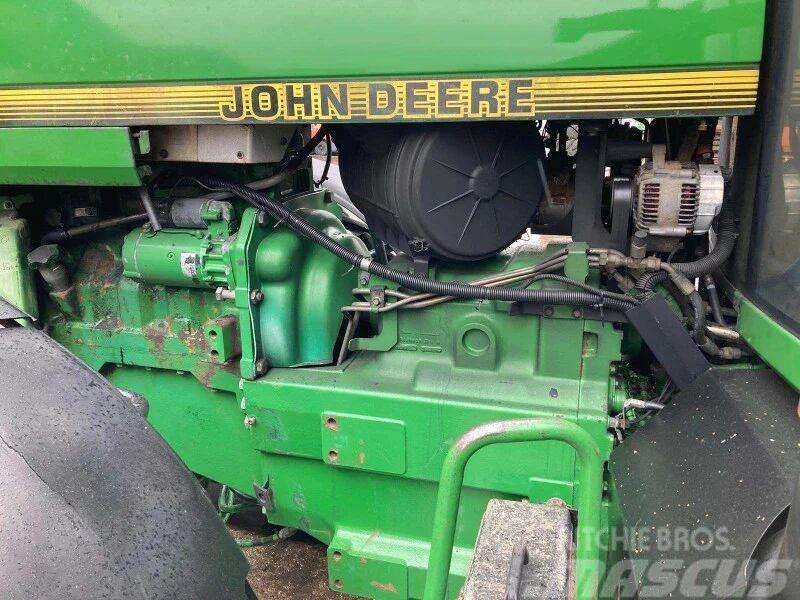 John Deere 8200 Traktorok