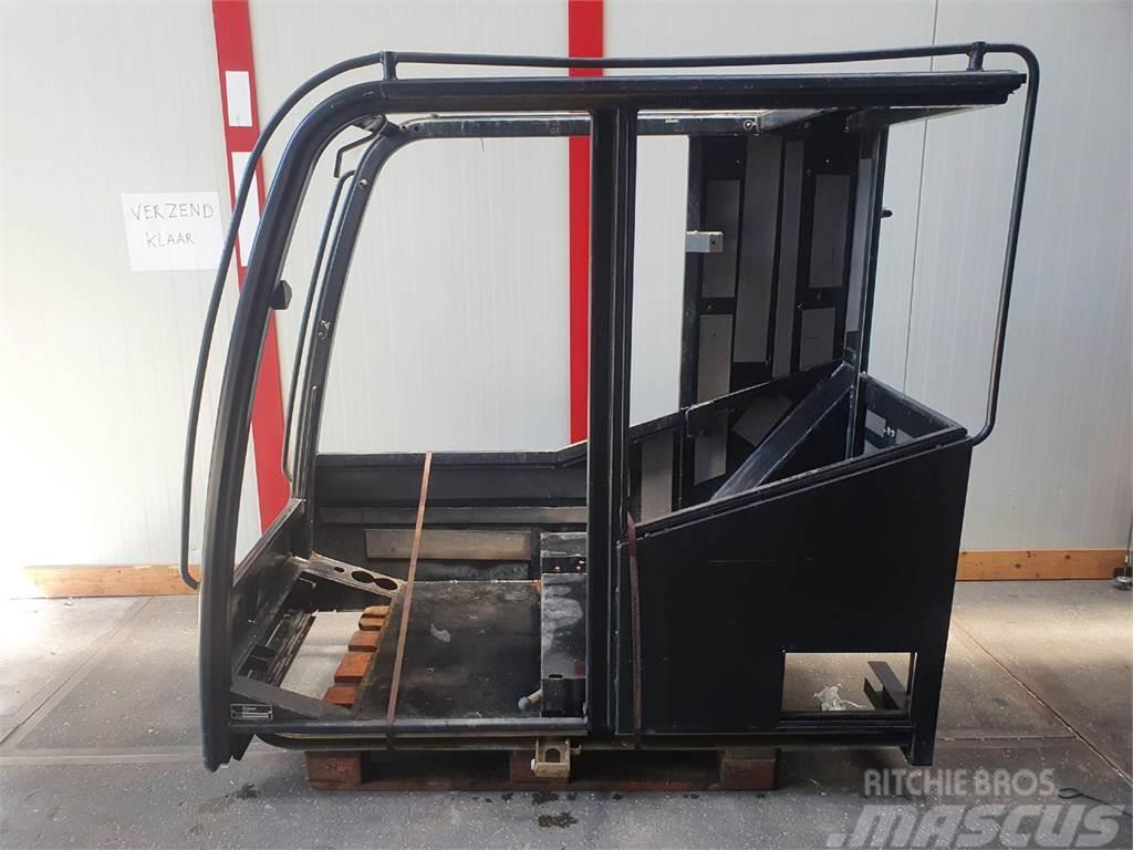 Terex Demag Demag AC upper cabin Vezetőfülke és belső tartozékok