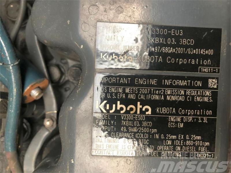 Kubota V3300-EU3 Egyéb