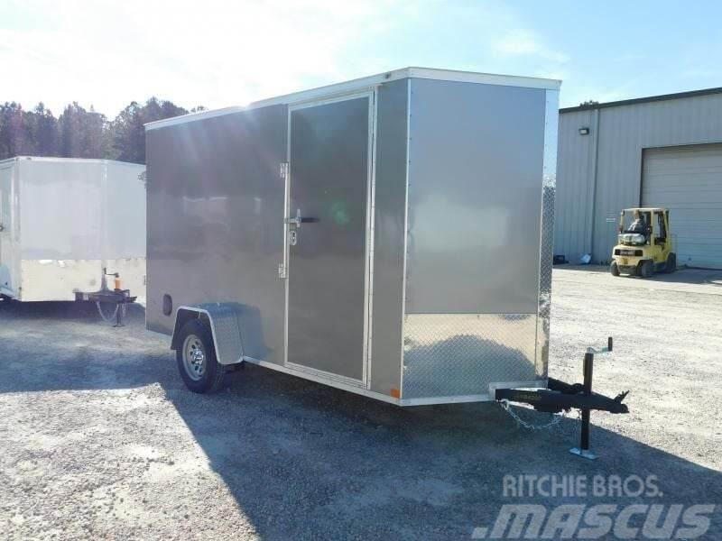  Covered Wagon Trailers Gold Series 6x12 Vnose with Egyebek